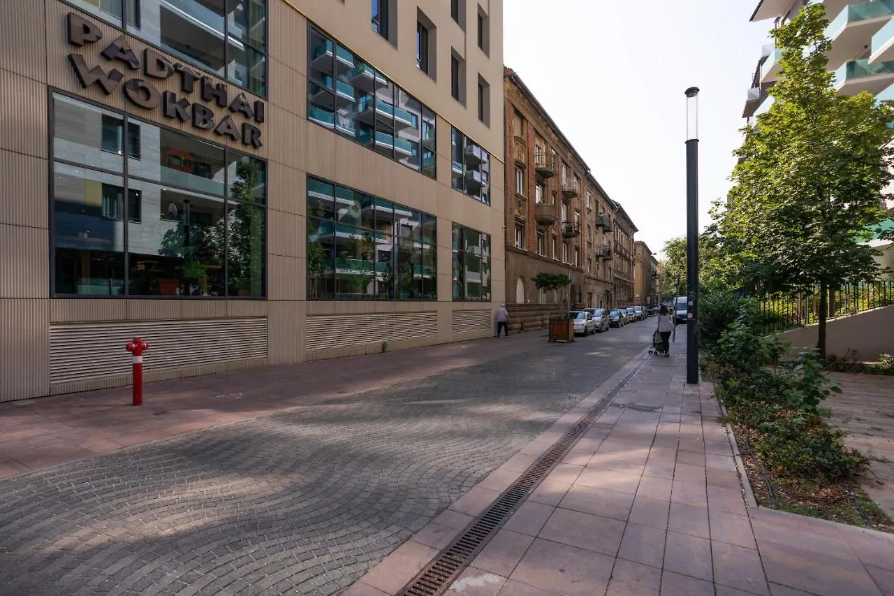 Apartment Bokay Apartman Next To Corvin Promenade Budapest