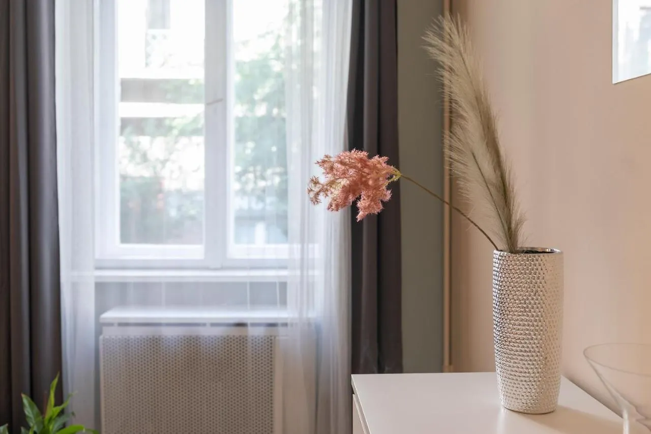 Bokay Apartman Next To Corvin Promenade Budapest Apartment